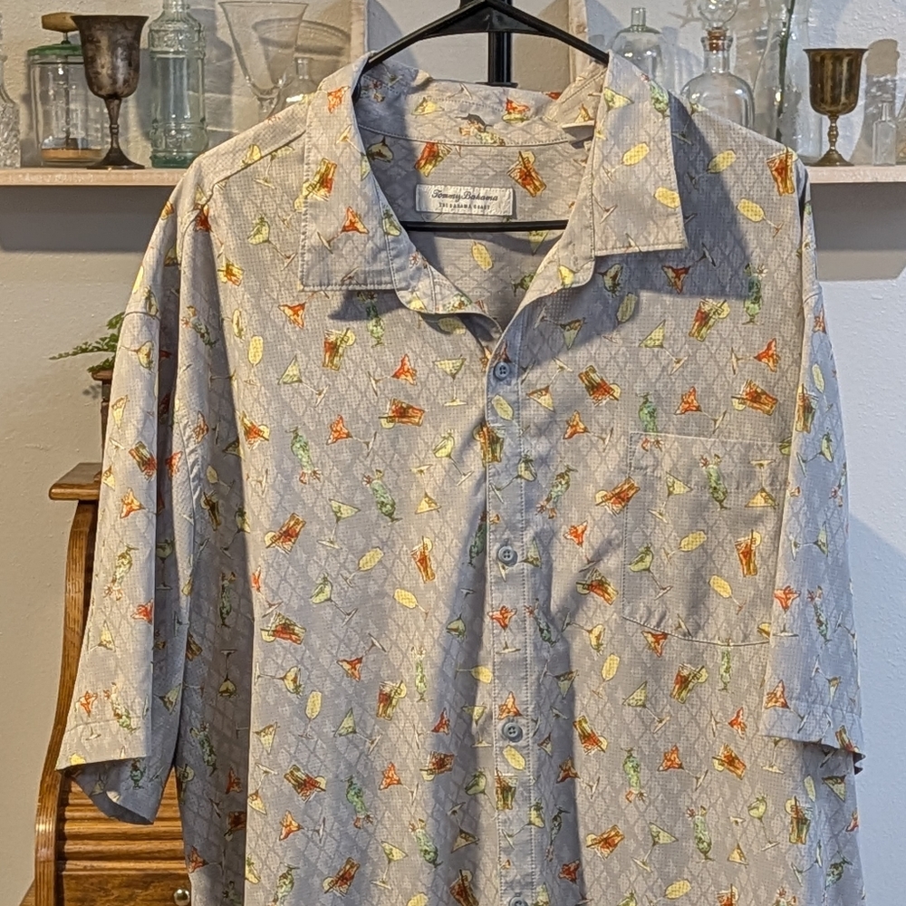 Tommy Bahama Gray Patterned Cocktail  Casual Shirt